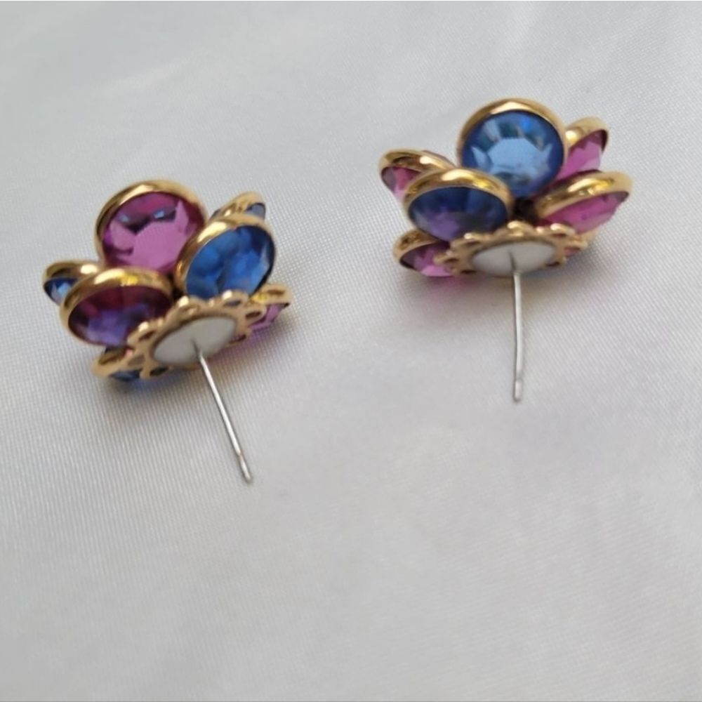 Vintage flower burst earrings - Picture 3 of 5